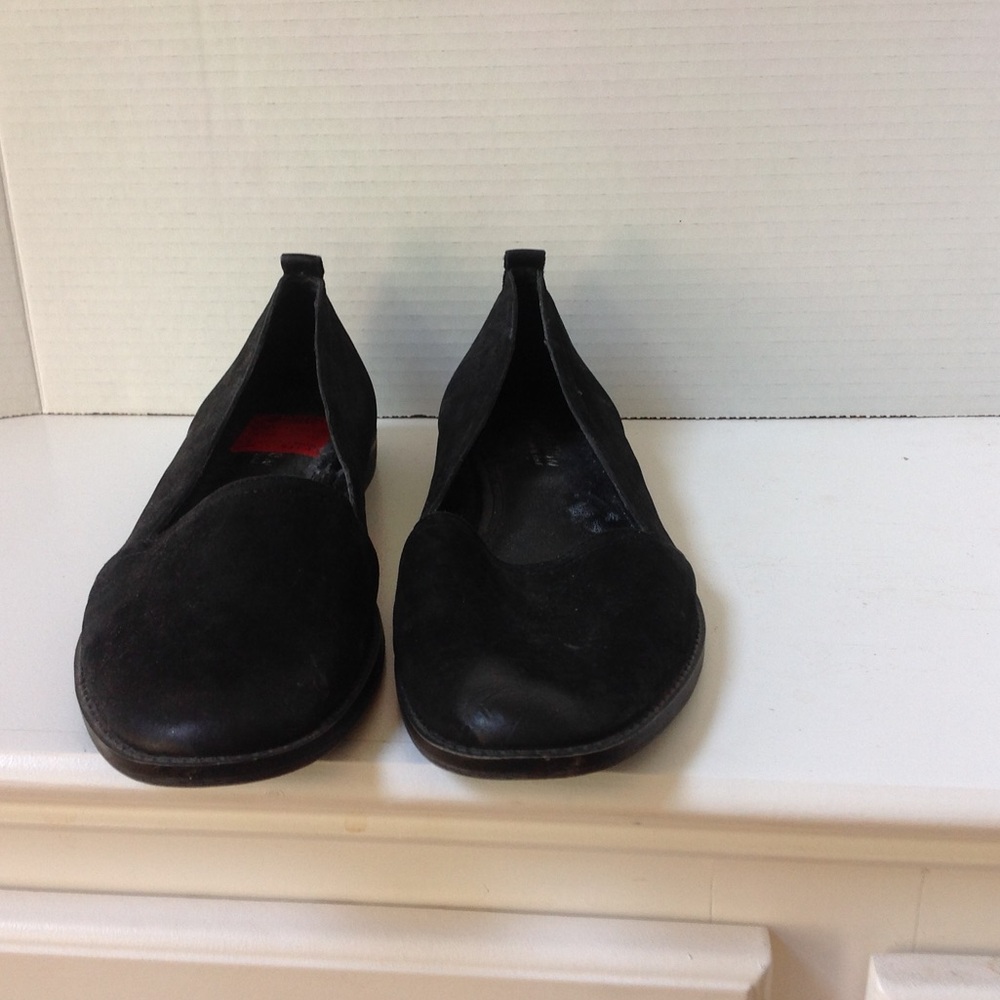 Kenneth Cole Reaction Black Suede Shoes Flats